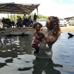 Meet your Posher, Semintra